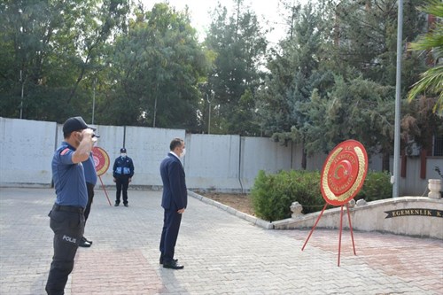 29 Ekim Cumhuriyet Bayramı Çelenk Sunma  Programı      